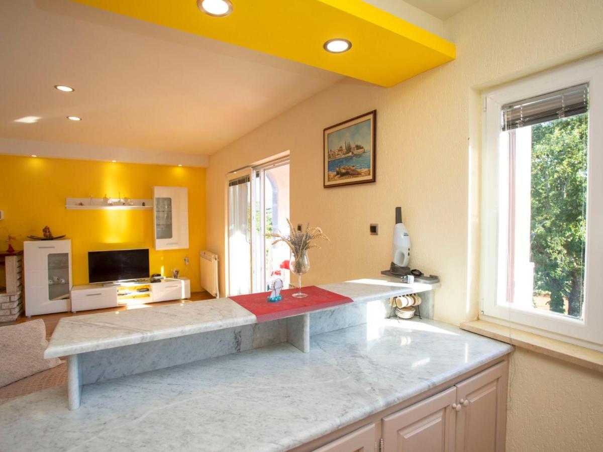 Apartment Olivia By Interhome Pićan Zewnętrze zdjęcie