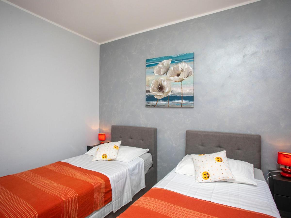 Apartment Olivia By Interhome Pićan Zewnętrze zdjęcie