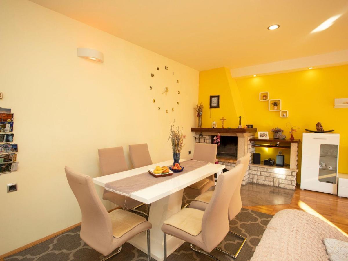 Apartment Olivia By Interhome Pićan Zewnętrze zdjęcie