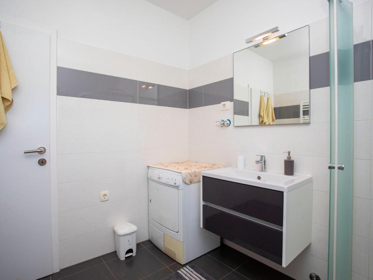 Apartment Olivia By Interhome Pićan Zewnętrze zdjęcie